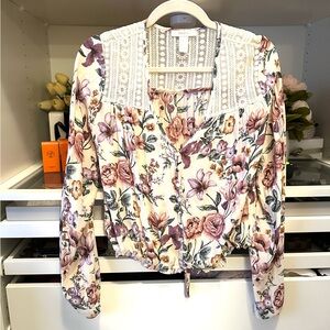 Floral crochet blouse Cropped style top Forever 21